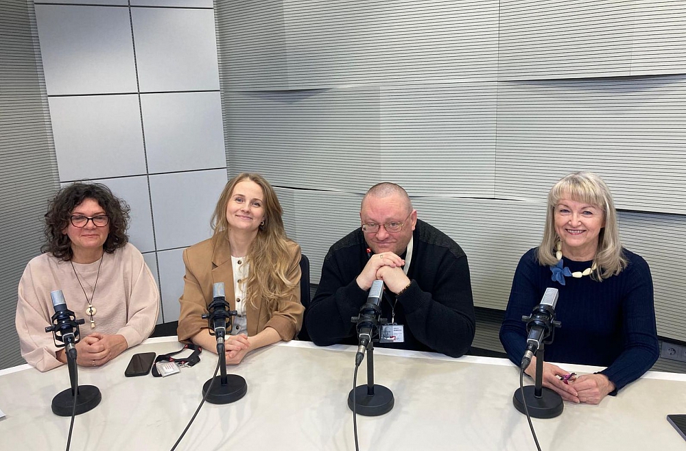 Inga Saksone (no kreisās), Signe Lagzdiņa, Orests Silabriedis un Gunda Vaivode