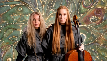 Sajūtu ceļojums. Duets "Sinerģija" izdevis debijas albumu "Gaismā"