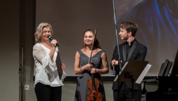 Madara Liepiņa un Daumants Liepiņš koncertā "Trijatā" VEF Kultūras pils kamerzālē