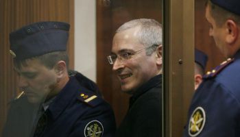 Putins apžēlo Hodorkovski