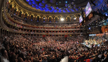 Sarunas BBC Promenādes noslēguma koncerta tiešraidē no Londonas Karaliskās Alberta zāles
