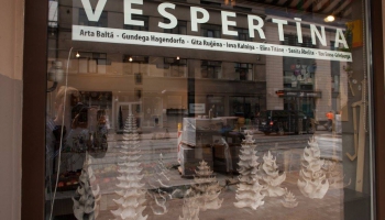 Septiņu keramiķu grupas izstādē „Vespertīna”