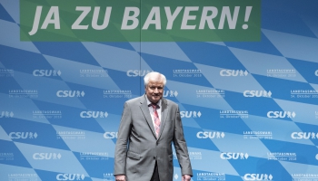 Vēlēšanas Bavārijā var nest jaunu politisko zemestrīci Vācijā