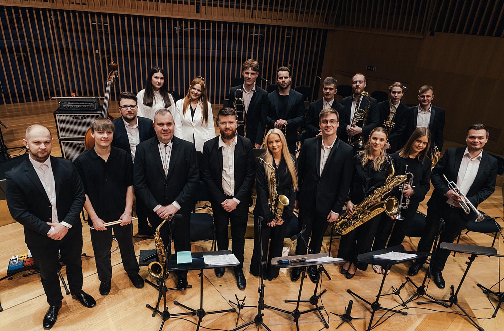 Renārs Lācis un Ventspils bigbends