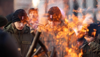 Rīgā un citviet Latvijā atceras barikāžu laiku