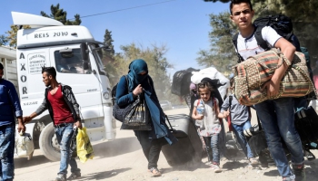 ES bēgļiem Turcijā katru mēnesi uz elektronisko karti pārskaitīs naudas pabalstu