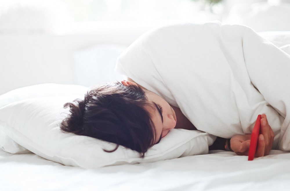 Kā tikt pie kvalitatīva miega, ja modernas sabiedrības dzīvesstils ir klaji pretrunā tam