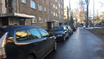 Rīgas dome plāno risināt autostāvvietu problēmu mikrorajonos