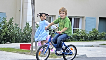 Velosezona klāt: drošība un satiksmes noteikumi, bērnu pārvadāšanas iespējas