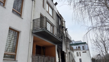 Ugunsgrēkā Ķekavas pagastā gājuši bojā divi bērni un vairāki cilvēki cietuši