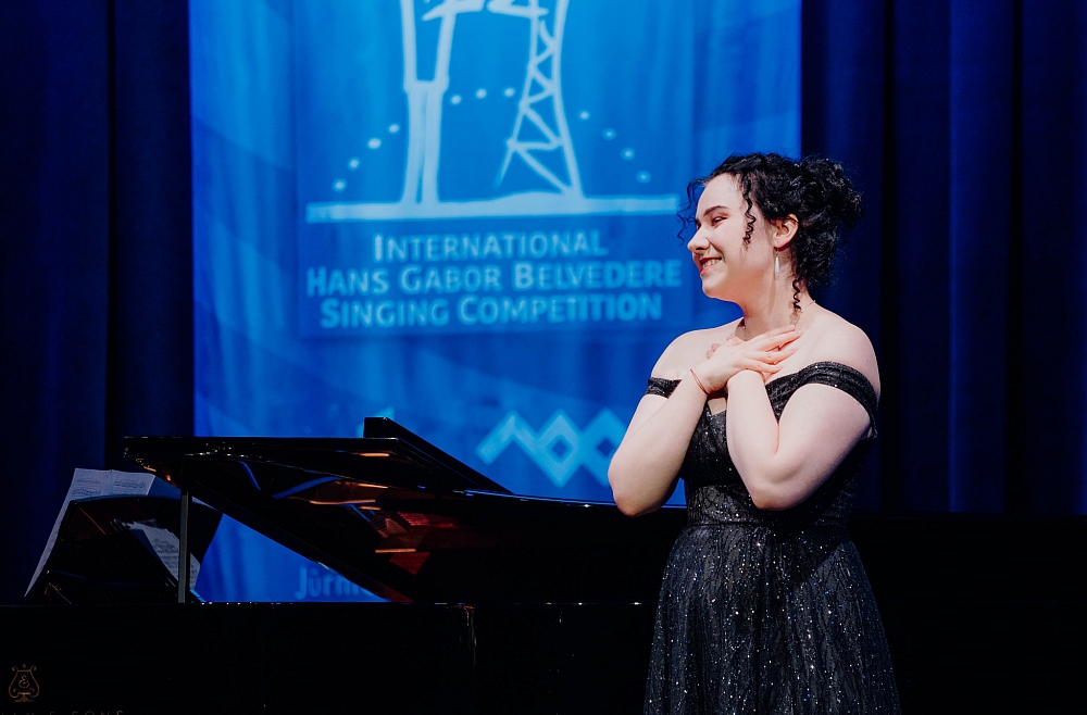 Etīna Emīlija Saulīte