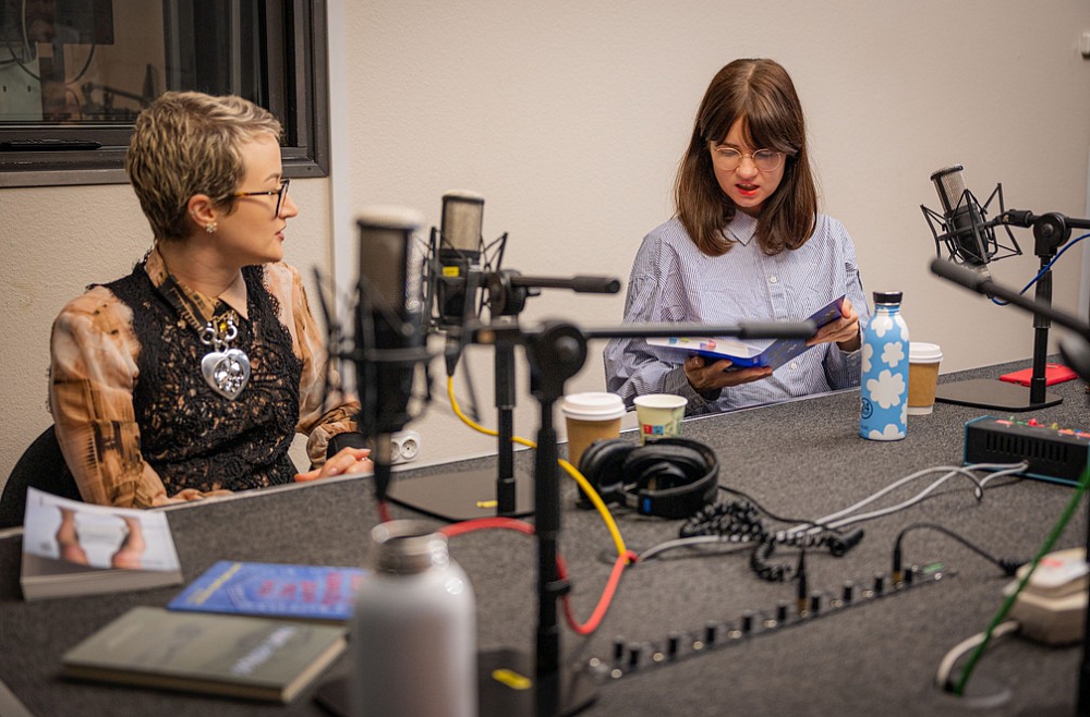 grāmatu stāsti valentīndiena valentīna diena erotika mīlestība