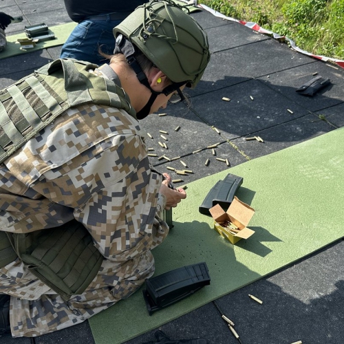 Veiksmīgi aizvadīts mācību gads, kopš valsts aizsardzības mācība skolās ir obligāta