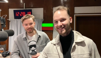 No samainītām kurpēm līdz kopīgam albumam... Ģitāristi Miks Akots un Kristens Kupčs