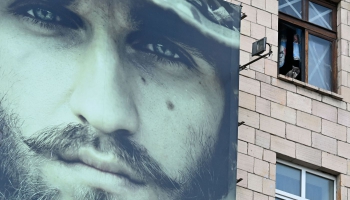 Vienības "Azov" pārstāve: Aicinot iesaistīties armijā, būtiski ir skaidrot, nevis iebiedēt