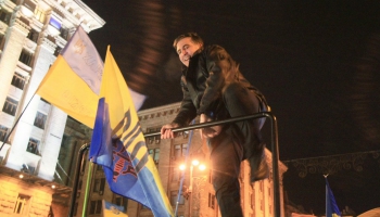 Kijevā sadursmes starp Saakašvili atbalstītājiem un Ukrainas drošības spēkiem
