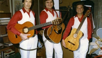 Pirms 50 gadiem Ņūdžersijā, ASV dibināts trimdas latviešu ansamblis "Trīs no Pārdaugavas