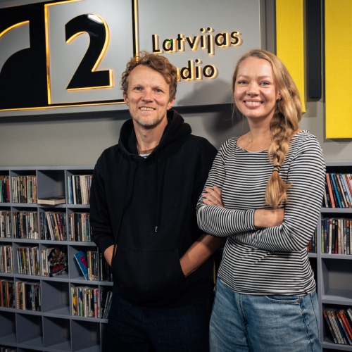 The Sound Poets nogulda “Tu manī ugunis dedz”