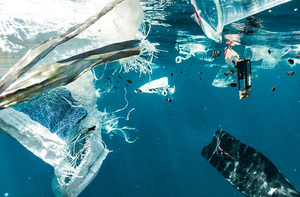 Atkritumi jūras piekrastē. Vērtības atkritumu poligonos un ražošanas blakusproduktos
