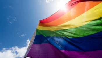 Cilvēktiesību aizstāvji: Čečenijā spīdzinātajiem gejiem glābiņš meklējams ārvalstīs