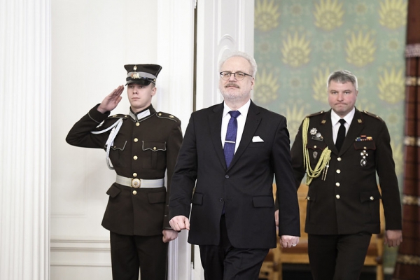 Īstenības izteiksme 15 minūtēs