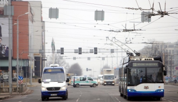 Svētku laikā Rīgā jārēķinās ar satiksmes ierobežojumiem