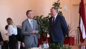 Valsts prezidents Edgars Rinkēvičs pirmajā reģionālajā vizītē viesojās Krāslavā