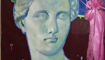Kristapa Zariņa izstādes "Plastmasas grieķi" centrā slaveni antīkie tēli
