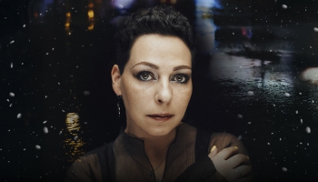 Laiks, mīlestība, cilvēcība. Saruna ar džeza dziedātāju un komponisti Evilenu Protektori