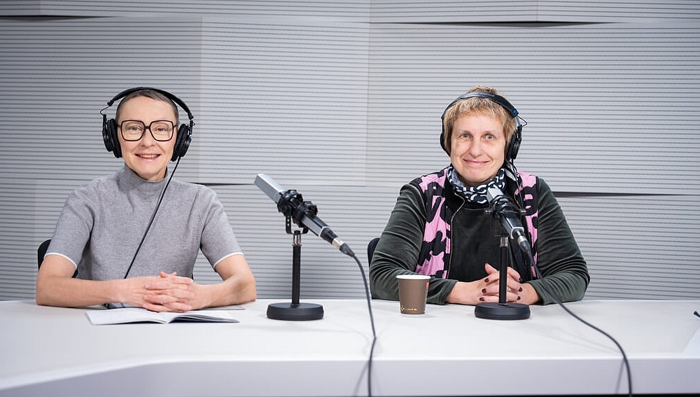 lr-100 Ingvilda Strautmane un Zane Lāce-Baltalksne