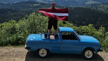 Stāsts par dullumu un pārliecību par vērtībām. Zaporožecu kolekcionārs Intars Pavlovičs