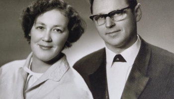 Vai zini, cik saviļņojošs ir diriģenta Andra Veismaņa talantīgo vecāku dzīvesstāsts?