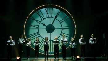 От Гурченко и Хиля до “Мулен Руж” - новогодняя премьера в театре Чехова