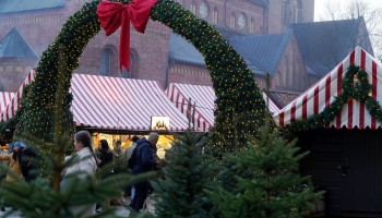 Рождественский базарчик на Домской площади: место, где рождается праздник