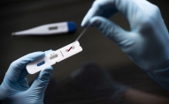 Darbinieku Covid-19 testēšana ar ātrajiem testiem būs brīvprātīga